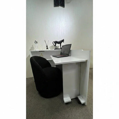 خزانة تخزين مع مكتب خدمة مدمج بعجلات – جوج فواحد